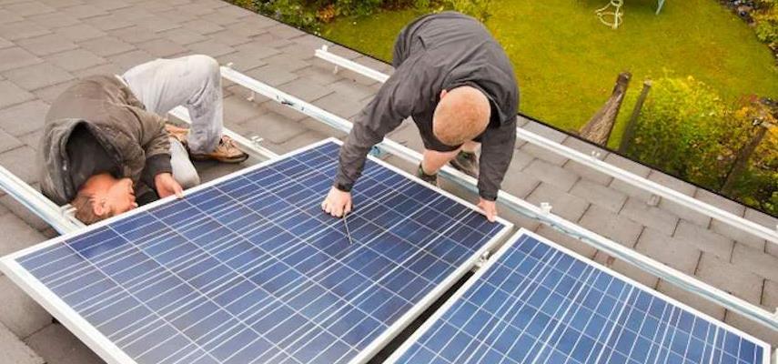 A Comprehensive Guide to Solar Panel Repair - Benebomo